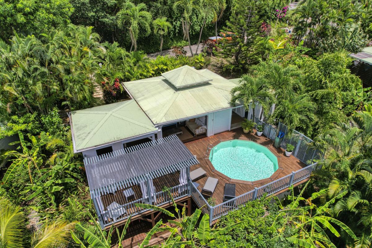 Location Villa vue mer Deshaies Guadeloupe-vue du ciel-39